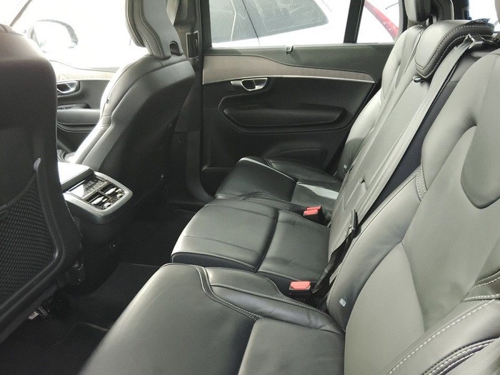 Volvo XC90 B5 D Ultimate Dark AWD Auto 173 kW (235 CV) Vehículo usado en Madrid Volvo XC90 B5 D Ultimate Dark AWD Auto 173 kW (235 CV) Vehículo usado en Madrid