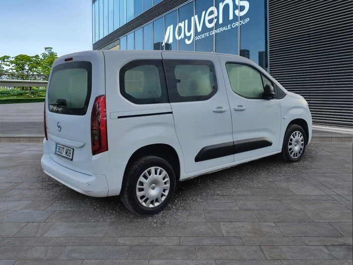 Opel Combo Life 1.5 TD Business Edition Plus L1 75 kW (102 CV) Vehículo usado en Madrid Opel Combo Life 1.5 TD Business Edition Plus L1 75 kW (102 CV) Vehículo usado en Madrid