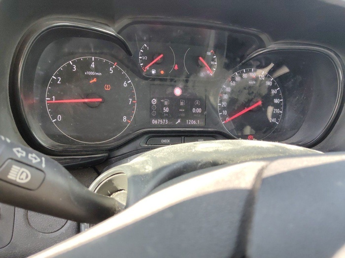 Opel Combo Life 1.5 TD Business Edition Plus L1 75 kW (102 CV) Vehículo usado en Madrid Opel Combo Life 1.5 TD Business Edition Plus L1 75 kW (102 CV) Vehículo usado en Madrid