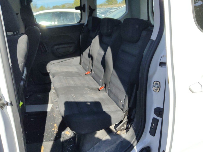 Opel Combo Life 1.5 TD Business Edition Plus L1 75 kW (102 CV) Vehículo usado en Madrid Opel Combo Life 1.5 TD Business Edition Plus L1 75 kW (102 CV) Vehículo usado en Madrid