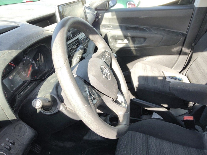 Opel Combo Life 1.5 TD Business Edition Plus L1 75 kW (102 CV) Vehículo usado en Madrid Opel Combo Life 1.5 TD Business Edition Plus L1 75 kW (102 CV) Vehículo usado en Madrid