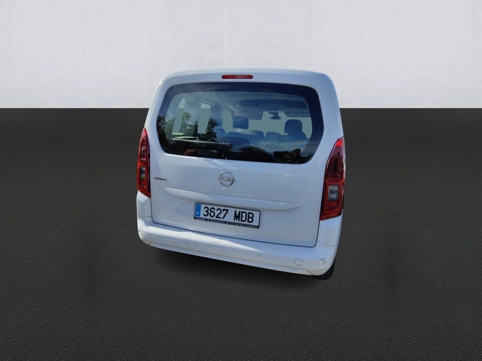 Opel Combo Life 1.5 TD Business Edition Plus L1 75 kW (102 CV) Vehículo usado en Madrid Opel Combo Life 1.5 TD Business Edition Plus L1 75 kW (102 CV) Vehículo usado en Madrid