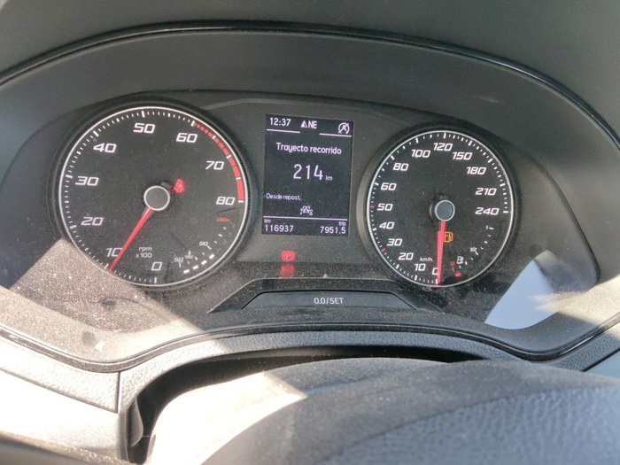 SEAT Arona 1.0 TSI Style Go2 81 kW (110 CV) Vehículo usado en Madrid SEAT Arona 1.0 TSI Style Go2 81 kW (110 CV) Vehículo usado en Madrid