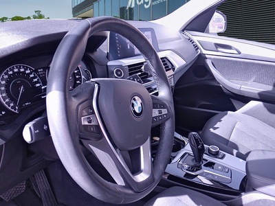 BMW X3 xDrive30e 215 kW (292 CV) 7 BMW X3 xDrive30e 215 kW (292 CV) 7