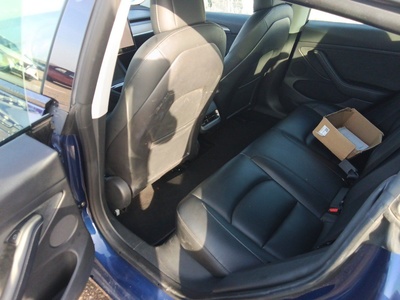 Tesla Model 3 RWD 208 kW (283 CV) 13 Tesla Model 3 RWD 208 kW (283 CV) 13