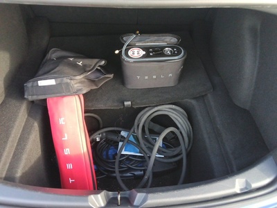 Tesla Model 3 RWD 208 kW (283 CV) 14 Tesla Model 3 RWD 208 kW (283 CV) 14