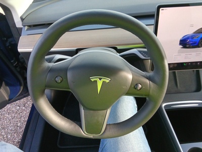 Tesla Model 3 RWD 208 kW (283 CV) 11 Tesla Model 3 RWD 208 kW (283 CV) 11