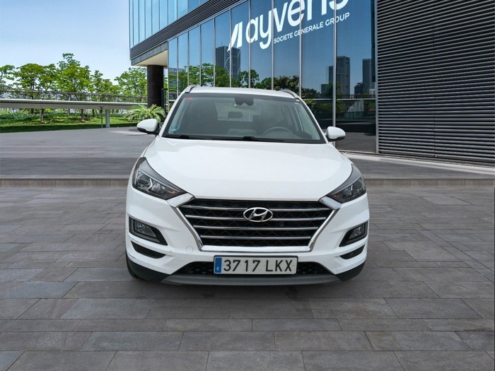 Hyundai Tucson 1.6 CRDI 48V SLE 4x2 85 kW (116 CV) Vehículo usado en Madrid Hyundai Tucson 1.6 CRDI 48V SLE 4x2 85 kW (116 CV) Vehículo usado en Madrid