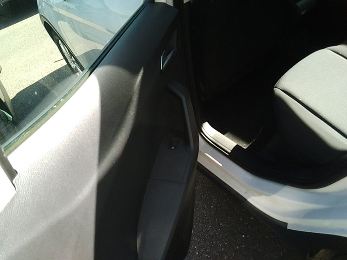 SEAT Arona 1.0 TSI Style 81 kW (110 CV) Vehículo usado en Madrid SEAT Arona 1.0 TSI Style 81 kW (110 CV) Vehículo usado en Madrid