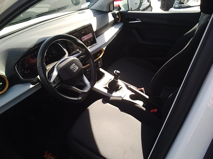 SEAT Arona 1.0 TSI Style 81 kW (110 CV) Vehículo usado en Madrid SEAT Arona 1.0 TSI Style 81 kW (110 CV) Vehículo usado en Madrid