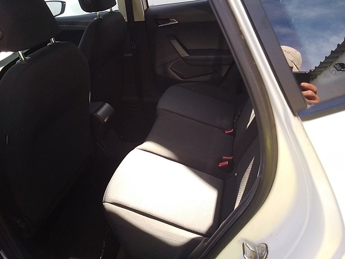 SEAT Arona 1.0 TSI Style 81 kW (110 CV) Vehículo usado en Madrid SEAT Arona 1.0 TSI Style 81 kW (110 CV) Vehículo usado en Madrid