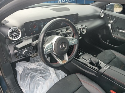 Mercedes-Benz Clase A 200 d 110 kW (150 CV) 7 Mercedes-Benz Clase A 200 d 110 kW (150 CV) 7