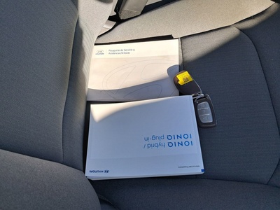 Hyundai Ioniq 1.6 GDI HEV Tecno DCT 104 kW (141 CV) 12 Hyundai Ioniq 1.6 GDI HEV Tecno DCT 104 kW (141 CV) 12