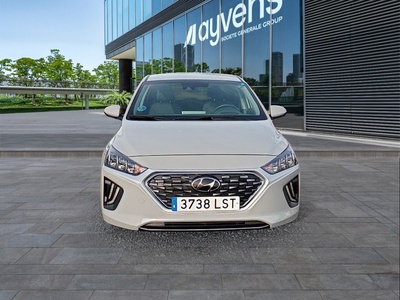 Hyundai Ioniq 1.6 GDI HEV Tecno DCT 104 kW (141 CV) 2 Hyundai Ioniq 1.6 GDI HEV Tecno DCT 104 kW (141 CV) 2