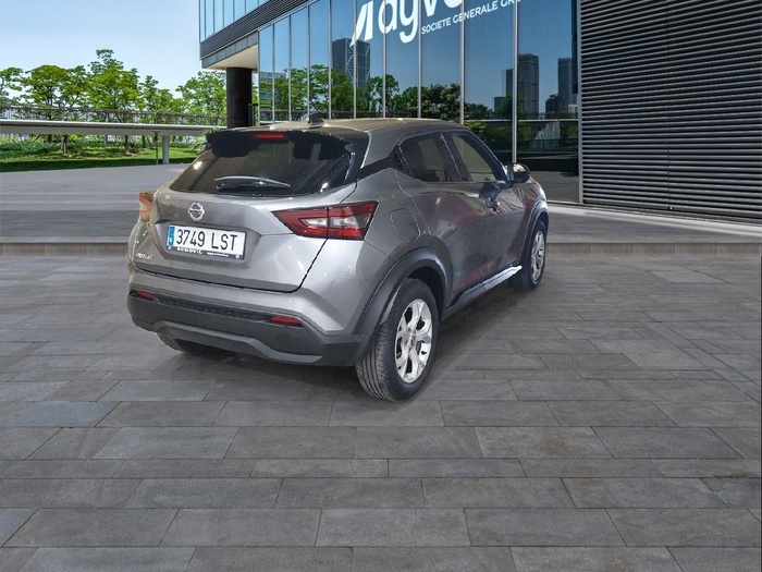 Nissan Juke DIG-T N-Connecta 4x2 84 kW (114 CV) Vehículo usado en Madrid Nissan Juke DIG-T N-Connecta 4x2 84 kW (114 CV) Vehículo usado en Madrid