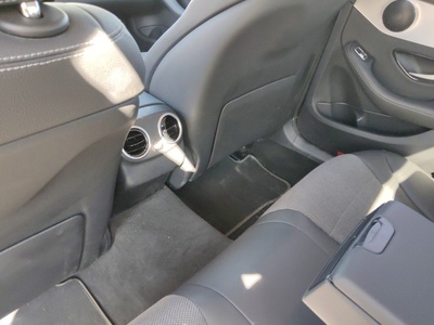 Mercedes-Benz Clase C 200 135 kW (184 CV) 10 Mercedes-Benz Clase C 200 135 kW (184 CV) 10