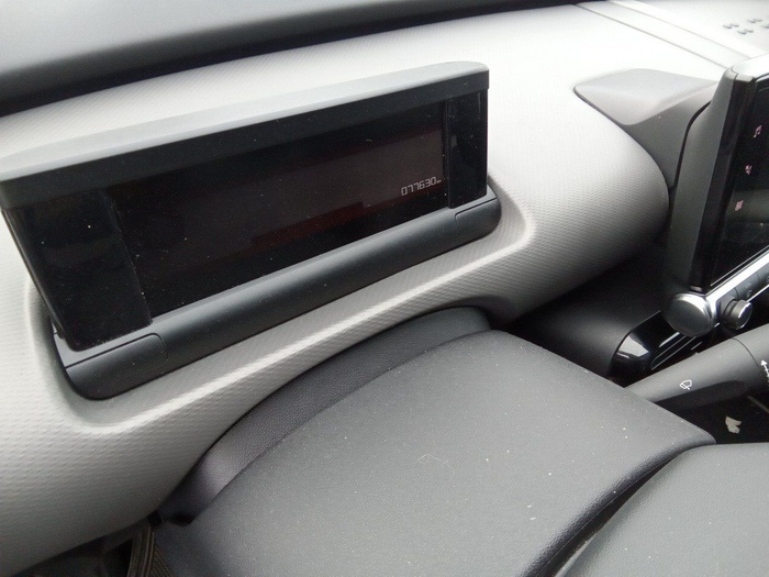 Citroen C4 Cactus BlueHDi 100 S&S Shine 75 kW (102 CV) Vehículo usado en Madrid Citroen C4 Cactus BlueHDi 100 S&S Shine 75 kW (102 CV) Vehículo usado en Madrid