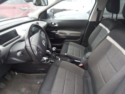 Citroen C4 Cactus BlueHDi 100 S&S Shine 75 kW (102 CV) 7 Citroen C4 Cactus BlueHDi 100 S&S Shine 75 kW (102 CV) 7