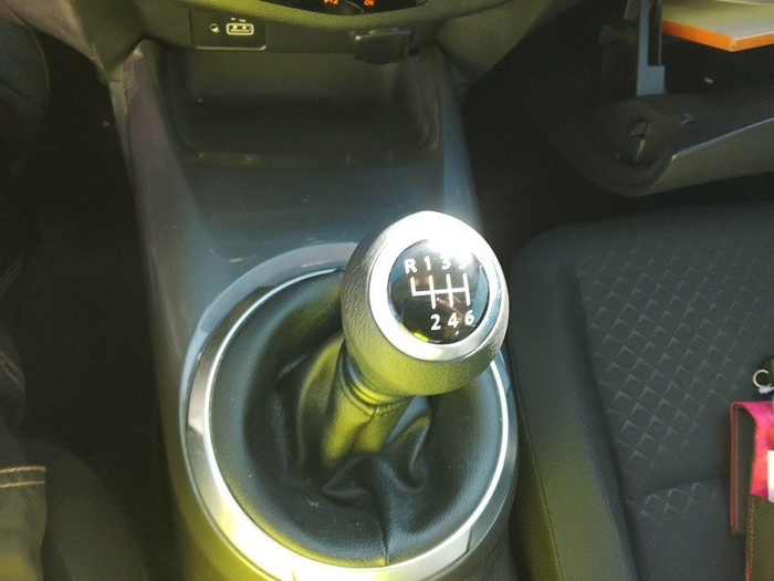 Nissan Juke DIG-T Acenta 84 kW (114 CV) Vehículo usado en Madrid Nissan Juke DIG-T Acenta 84 kW (114 CV) Vehículo usado en Madrid