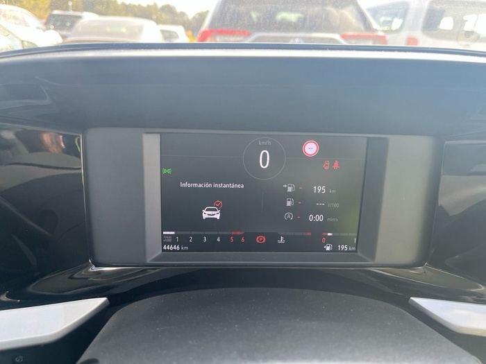 Opel Mokka 1.5 D Business Elegance 81 kW (110 CV) Vehículo usado en Madrid Opel Mokka 1.5 D Business Elegance 81 kW (110 CV) Vehículo usado en Madrid