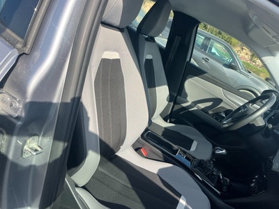 Opel Mokka 1.5 D Business Elegance 81 kW (110 CV) 13 Opel Mokka 1.5 D Business Elegance 81 kW (110 CV) 13