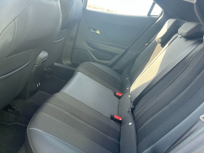 Opel Mokka 1.5 D Business Elegance 81 kW (110 CV) 12 Opel Mokka 1.5 D Business Elegance 81 kW (110 CV) 12