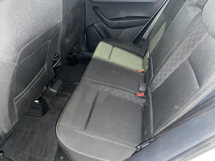 Skoda Karoq 2.0 TDI Ambition 4X4 DSG 110 kW (150 CV) Vehículo usado en Madrid Skoda Karoq 2.0 TDI Ambition 4X4 DSG 110 kW (150 CV) Vehículo usado en Madrid