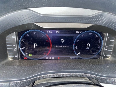 Skoda Karoq 2.0 TDI Ambition 4X4 DSG 110 kW (150 CV) 8 Skoda Karoq 2.0 TDI Ambition 4X4 DSG 110 kW (150 CV) 8