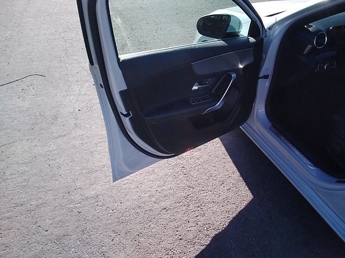 Mercedes-Benz Clase A 180 d 85 kW (116 CV) Vehículo usado en Madrid Mercedes-Benz Clase A 180 d 85 kW (116 CV) Vehículo usado en Madrid