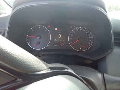 Renault Clio Business TCe 66 kW (90 CV) 8 Renault Clio Business TCe 66 kW (90 CV) 8