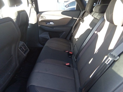 DS DS7 Crossback BlueHDi 130 DE Bastille + AT 96 kW (130 CV) 8 DS DS7 Crossback BlueHDi 130 DE Bastille + AT 96 kW (130 CV) 8