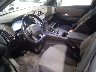 DS DS7 Crossback BlueHDi 130 DE Bastille + AT 96 kW (130 CV) 7 DS DS7 Crossback BlueHDi 130 DE Bastille + AT 96 kW (130 CV) 7