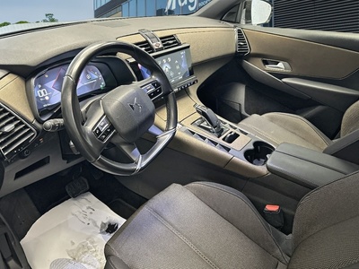 DS DS7 Crossback BlueHDi 130 DE Bastille + AT 96 kW (130 CV) 7 DS DS7 Crossback BlueHDi 130 DE Bastille + AT 96 kW (130 CV) 7