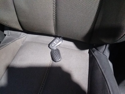 DS DS7 Crossback BlueHDi 130 DE Bastille + AT 96 kW (130 CV) 12 DS DS7 Crossback BlueHDi 130 DE Bastille + AT 96 kW (130 CV) 12