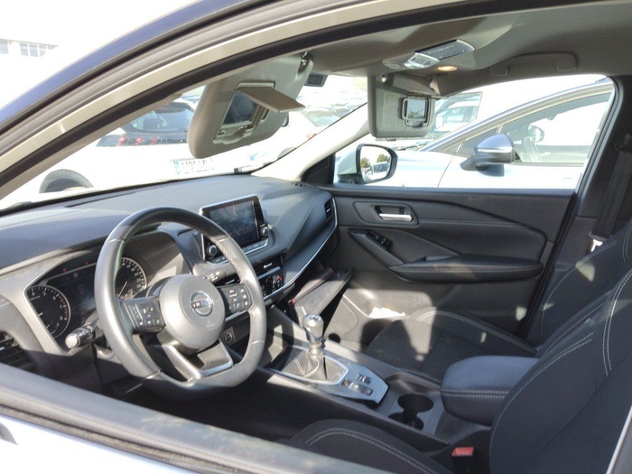 Nissan Qashqai DIG-T 140 mHEV Acenta 4x2 103 kW (140 CV) Vehículo usado en Madrid Nissan Qashqai DIG-T 140 mHEV Acenta 4x2 103 kW (140 CV) Vehículo usado en Madrid