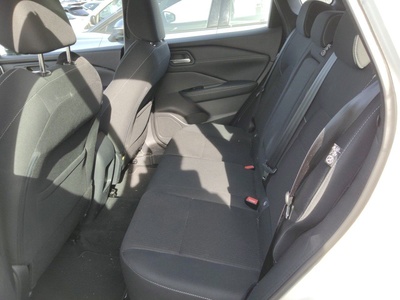 Nissan Qashqai DIG-T 140 mHEV Acenta 4x2 103 kW (140 CV) 9 Nissan Qashqai DIG-T 140 mHEV Acenta 4x2 103 kW (140 CV) 9