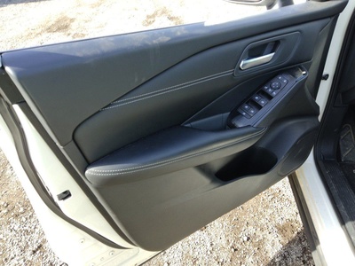 Nissan Qashqai DIG-T 140 mHEV Acenta 4x2 103 kW (140 CV) 12 Nissan Qashqai DIG-T 140 mHEV Acenta 4x2 103 kW (140 CV) 12