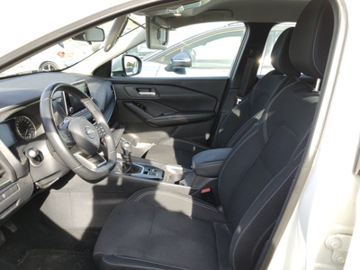 Nissan Qashqai DIG-T 140 mHEV Acenta 4x2 103 kW (140 CV) 13 Nissan Qashqai DIG-T 140 mHEV Acenta 4x2 103 kW (140 CV) 13