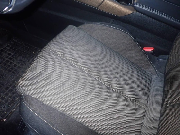 DS DS7 Crossback BlueHDi 130 DE Bastille + AT 96 kW (130 CV) Vehículo usado en Madrid DS DS7 Crossback BlueHDi 130 DE Bastille + AT 96 kW (130 CV) Vehículo usado en Madrid