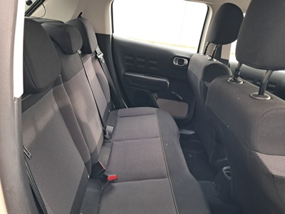 Citroen C3 BlueHDi 100 S&S Feel 75 kW (102 CV) 10 Citroen C3 BlueHDi 100 S&S Feel 75 kW (102 CV) 10