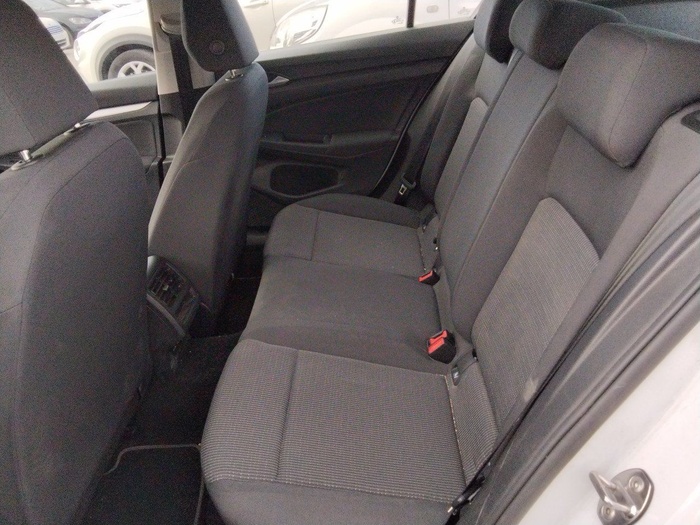 Volkswagen Golf 2.0 TDI 85 kW (115 CV) Vehículo usado en Madrid Volkswagen Golf 2.0 TDI 85 kW (115 CV) Vehículo usado en Madrid