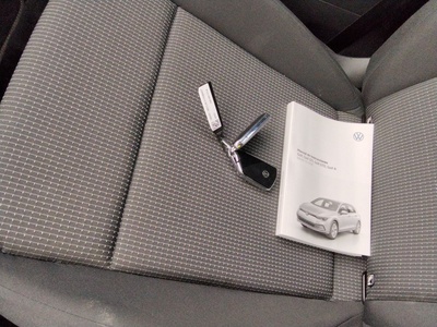 Volkswagen Golf 2.0 TDI 85 kW (115 CV) 13 Volkswagen Golf 2.0 TDI 85 kW (115 CV) 13