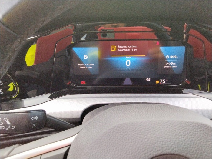 Volkswagen Golf 2.0 TDI 85 kW (115 CV) Vehículo usado en Madrid Volkswagen Golf 2.0 TDI 85 kW (115 CV) Vehículo usado en Madrid