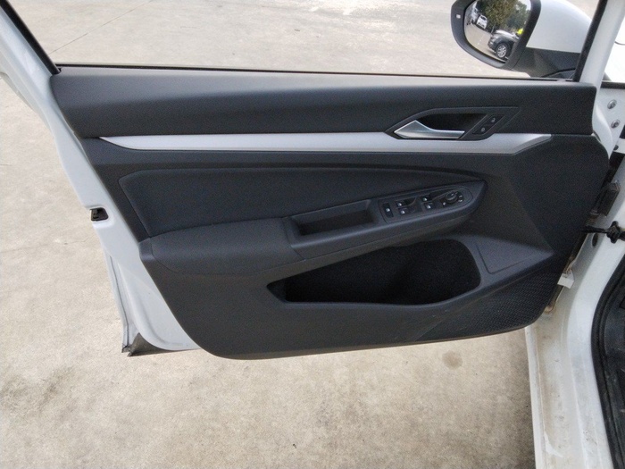 Volkswagen Golf 2.0 TDI 85 kW (115 CV) Vehículo usado en Madrid Volkswagen Golf 2.0 TDI 85 kW (115 CV) Vehículo usado en Madrid