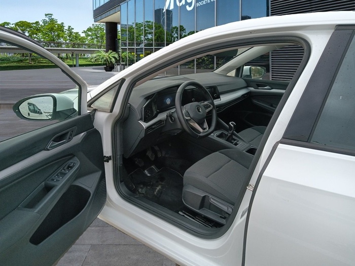 Volkswagen Golf 2.0 TDI 85 kW (115 CV) Vehículo usado en Madrid Volkswagen Golf 2.0 TDI 85 kW (115 CV) Vehículo usado en Madrid