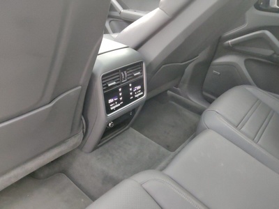 Porsche Cayenne Coupe E-Hybrid 340 kW (462 CV) 10 Porsche Cayenne Coupe E-Hybrid 340 kW (462 CV) 10