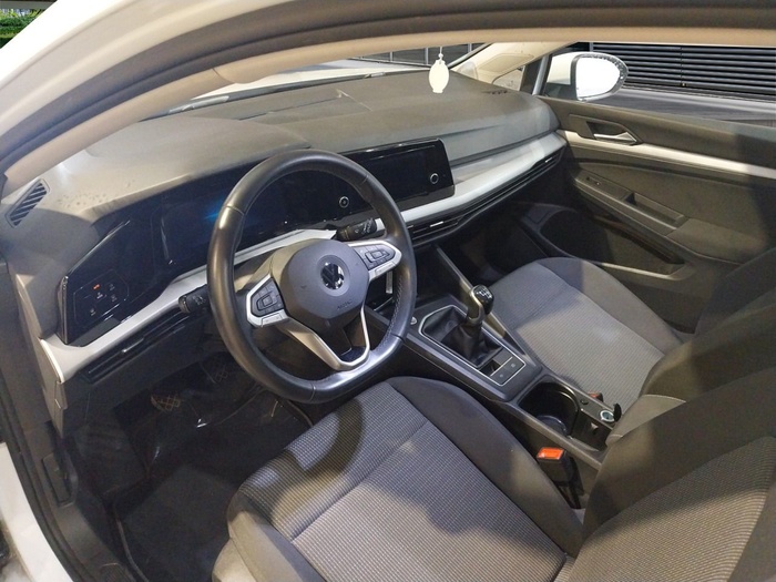 Volkswagen Golf 2.0 TDI 85 kW (115 CV) Vehículo usado en Madrid Volkswagen Golf 2.0 TDI 85 kW (115 CV) Vehículo usado en Madrid