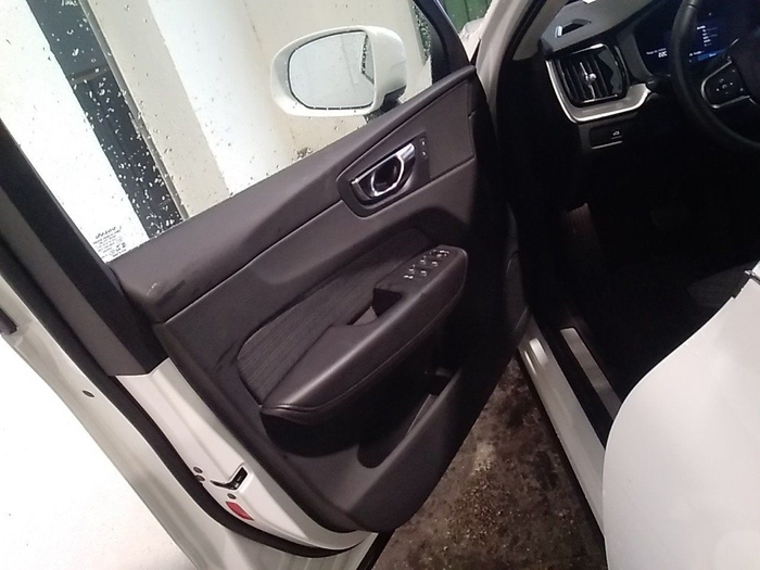 Volvo XC60 B4 D Core Auto 145 kW (197 CV) Vehículo usado en Madrid Volvo XC60 B4 D Core Auto 145 kW (197 CV) Vehículo usado en Madrid