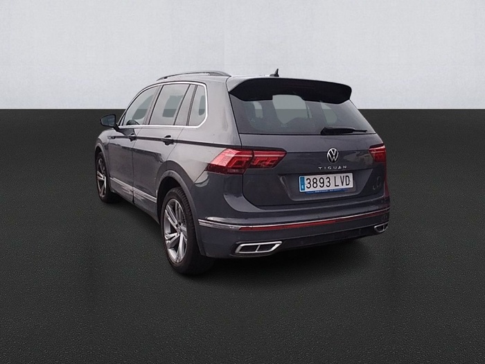 Volkswagen Tiguan R-Line 2.0 TDI 110 kW (150 CV) DSG Vehículo usado en Madrid Volkswagen Tiguan R-Line 2.0 TDI 110 kW (150 CV) DSG Vehículo usado en Madrid