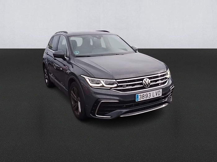 Volkswagen Tiguan R-Line 2.0 TDI 110 kW (150 CV) DSG Vehículo usado en Madrid Volkswagen Tiguan R-Line 2.0 TDI 110 kW (150 CV) DSG Vehículo usado en Madrid